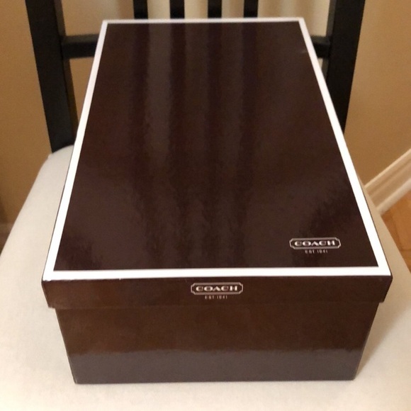📦 Coach shoe box - Picture 3 of 4